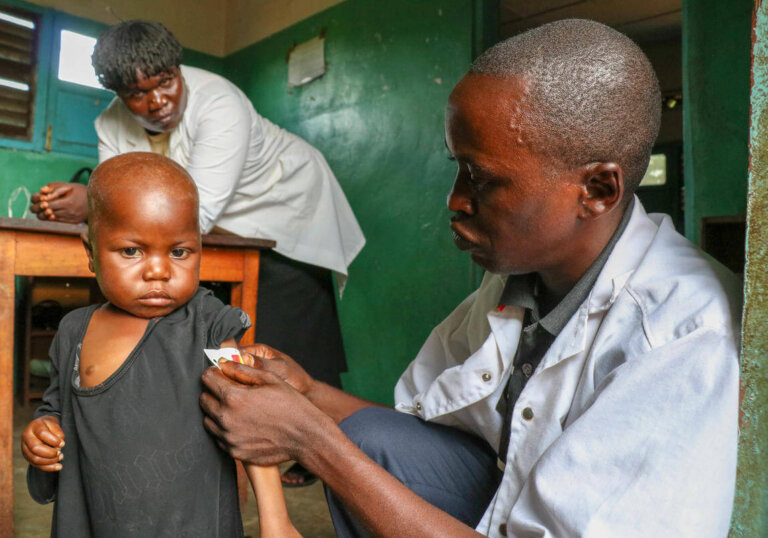 enfant souffrant de la faim