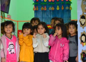 petites filles à parrainer avec world vision france