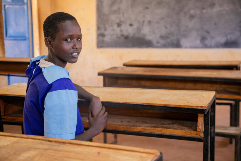 jeune fille du programme big dream visant à protéger les filles du mariage et de l'excision