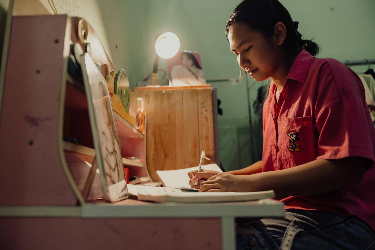 Portrait actuel de Linh, confiante