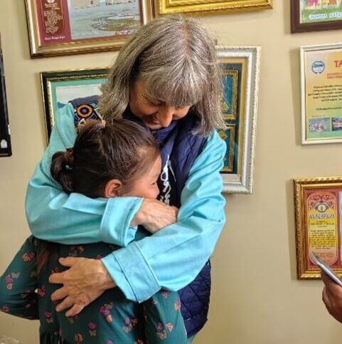 Elizabeth, marraine de 5 enfants avec World Vision France