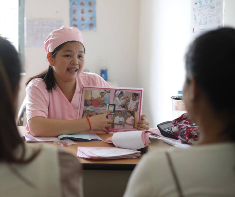 l'importance de l'accès aux soins prénataux dans les pays en développement