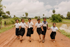 parrainer une fille avec l'association world vision france